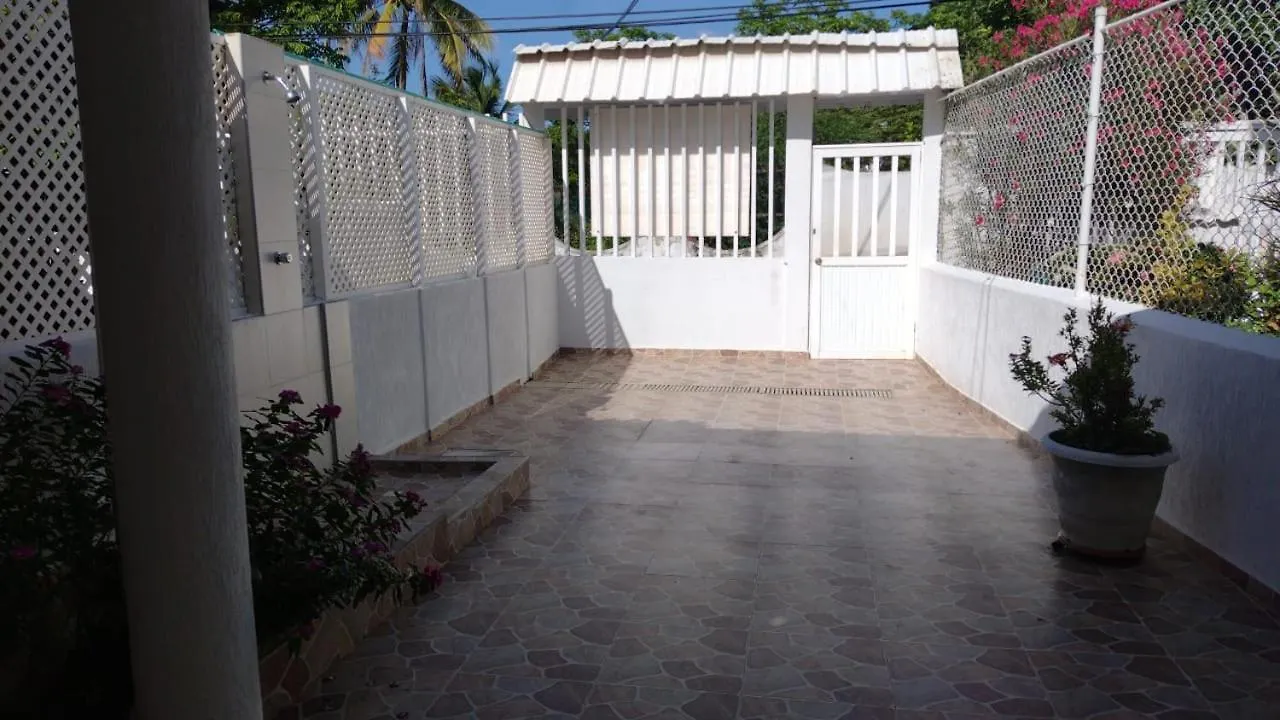 Sarie Bay Inn San Andrés